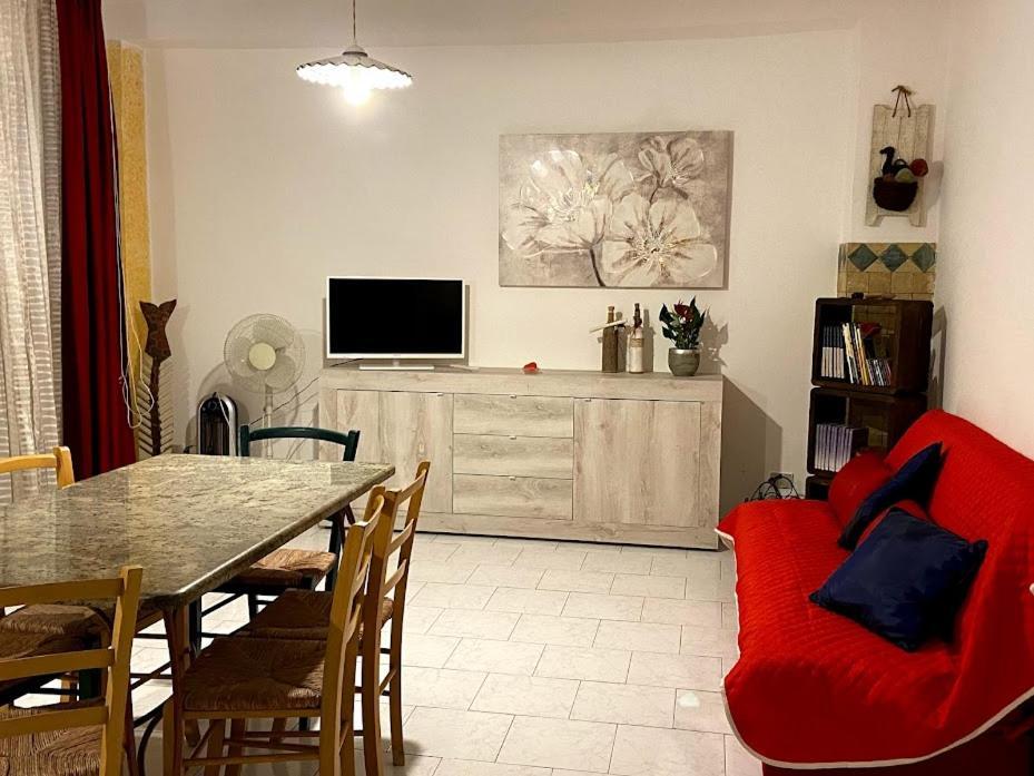 Casa Vacanze Margherita Porto Torres Exterior photo
