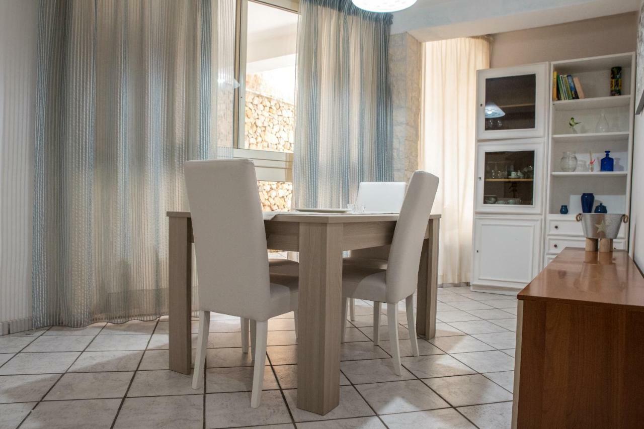 Casa Vacanze Margherita Porto Torres Exterior photo